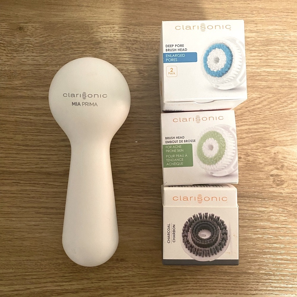 Clarisonic Mia Prima with 3 replacement brush heads